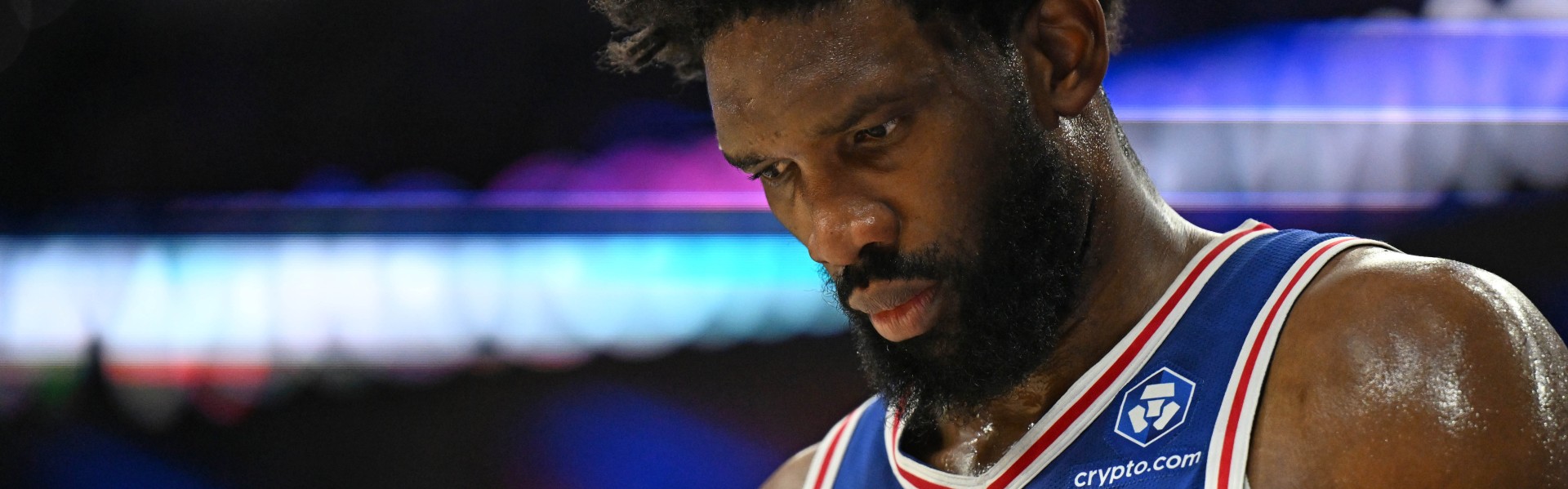 kaiyun-频频造杀伤！恩比德半场9中5&amp;罚球9中8 得到18分7板3助