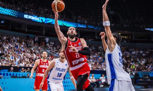 尽力了！可惜前篮网锋线老将还是没办法帮助格鲁吉亚晋级半决赛