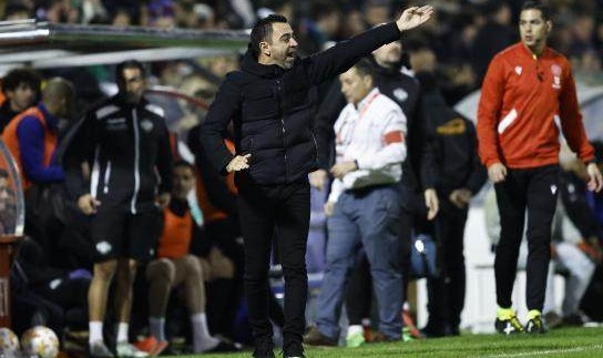 云开体育官网-被丙级队3次扳平的巴萨其实踢得很好？哈维被骂了