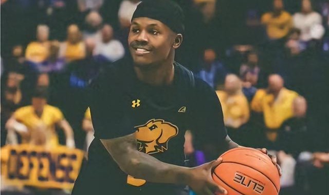 达内尔-罗杰斯：1.57米的NCAA球员 麦迪曾为之疯狂